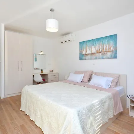 Karaber フヴァル