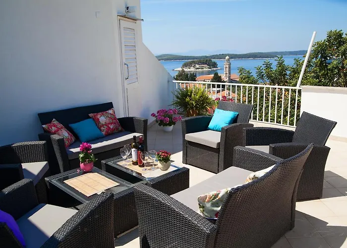 Villa Karaber Hvar Town